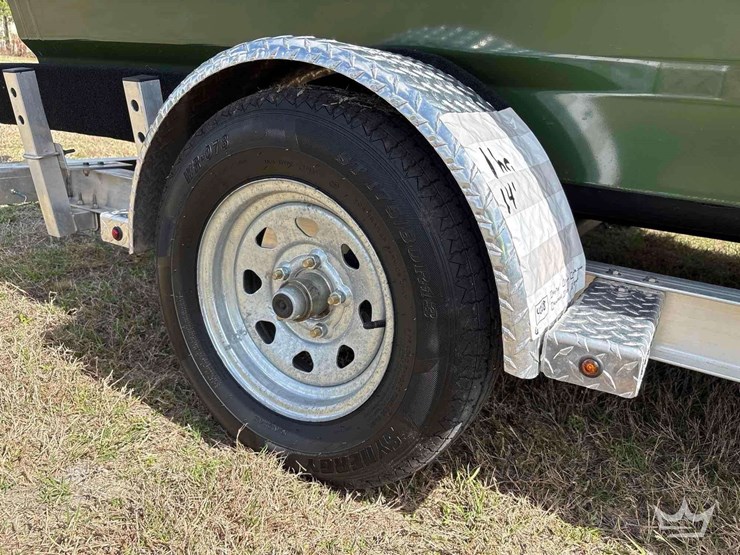 2024-14ft-pairboat-flat-bottom-mud-boat-image-40