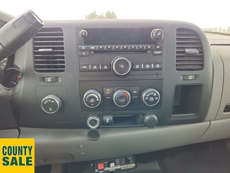 2013-gmc-sierra-1500-image-23