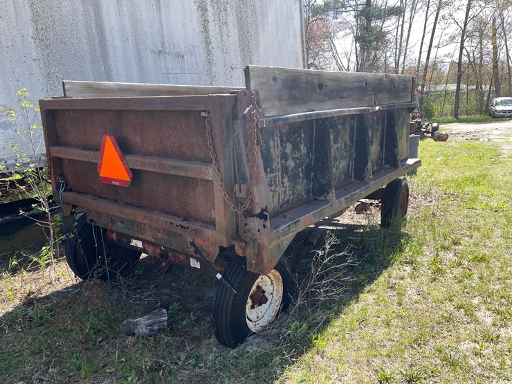 #2833-•-truck-box-on-running-gear-(or)-image-2