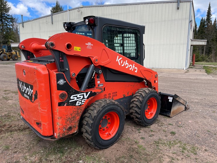 2022-kubota-ssv65-image-5