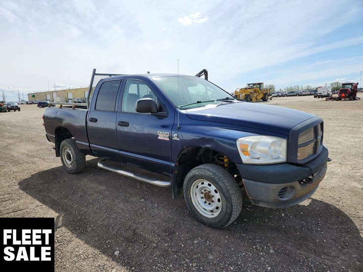 2008-dodge-ram-2500-image-2
