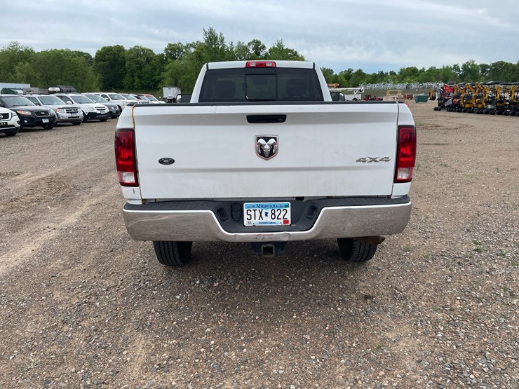 2013-dodge-2500-image-4