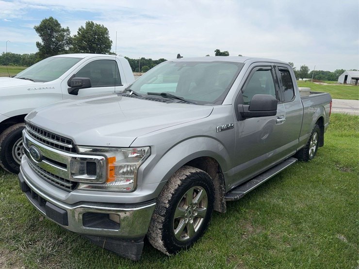 2020-ford-f150-image-1