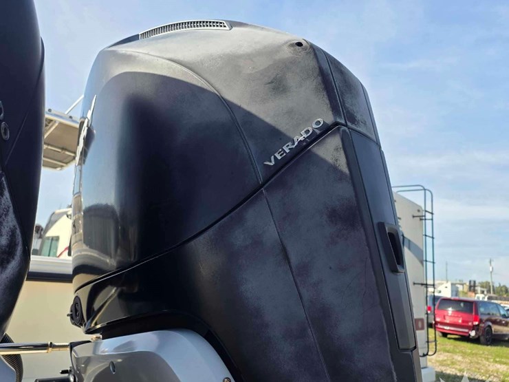 2013-parker-2501-center-console-28ft-boat-with-2000-float-on-30ft-t/a-boat-trailer-image-9