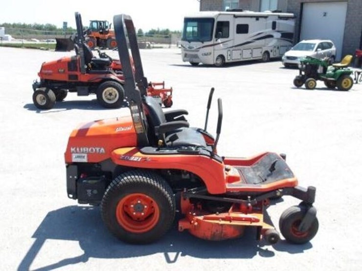 kubota-zd221-image-4