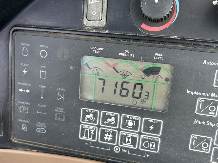 2004-john-deere-8220t-image-62