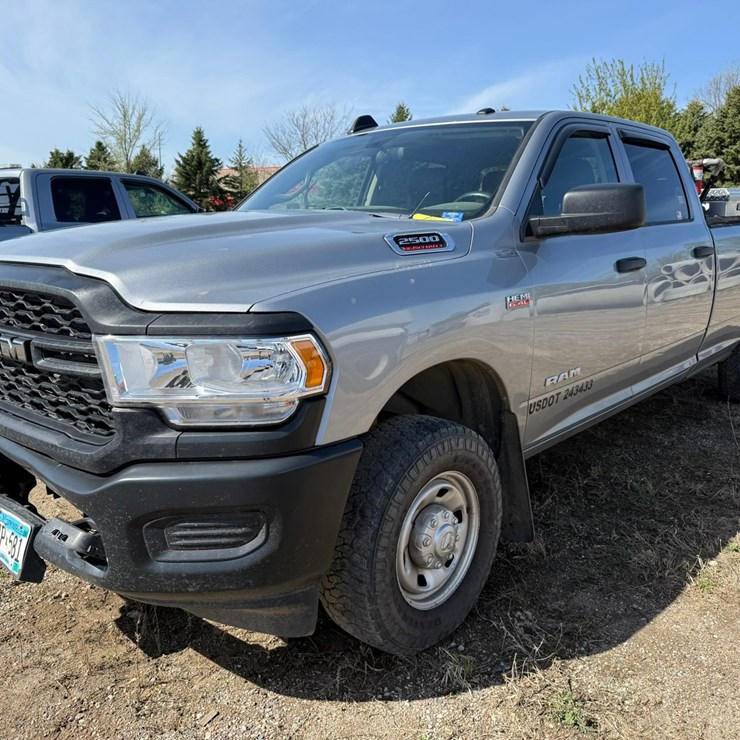 2021 DODGE 2500