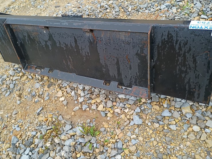 #24753-•-72"-smooth-bucket-skid-steer-attachment-image-9