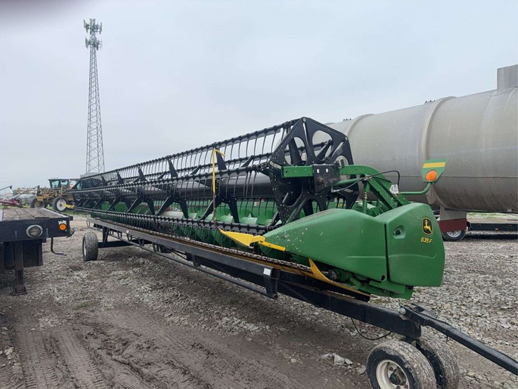 john-deere-635f-image-1