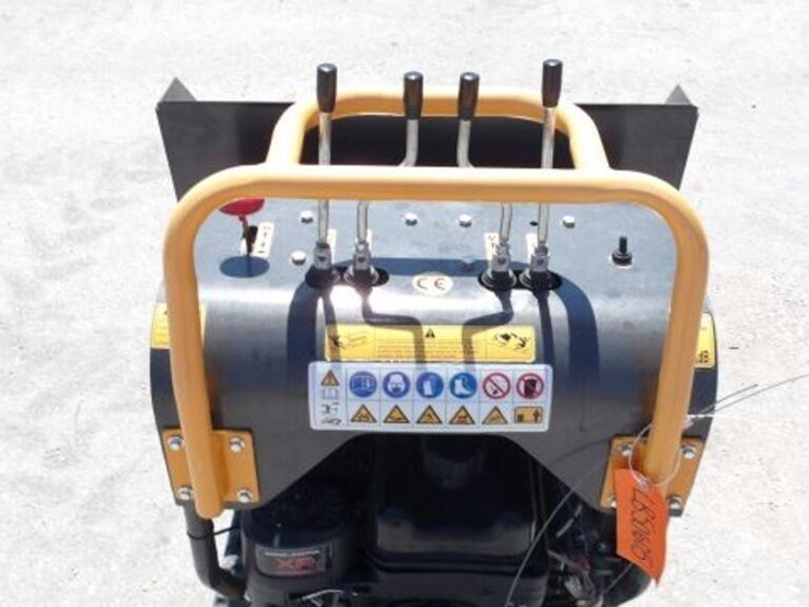 2023-seisan-sw-500-ride-on-crawler-dumper-003-image-10