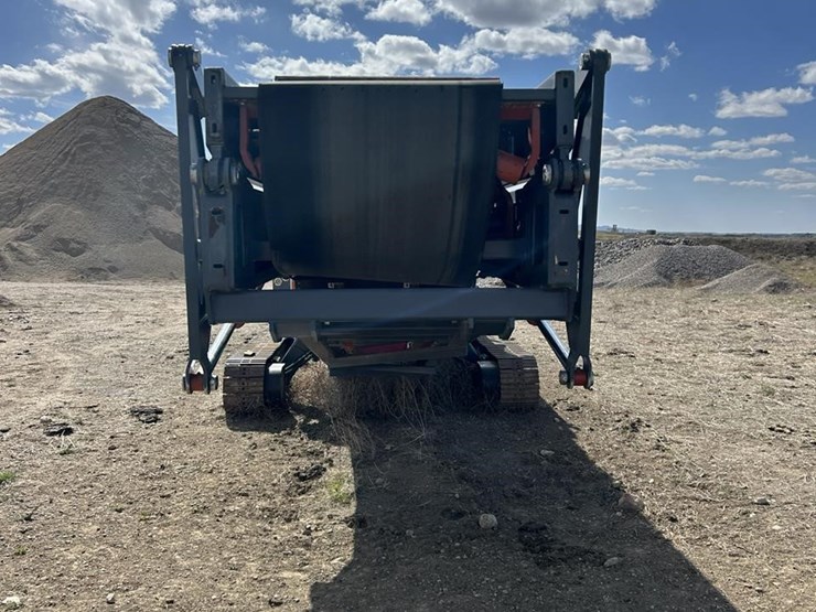 2019-superior-f42x75-image-8