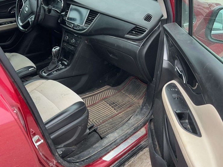 2019-buick-encore-image-6