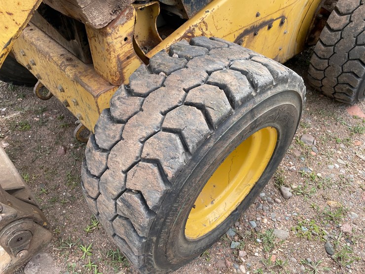 2006-caterpillar-272c-image-11