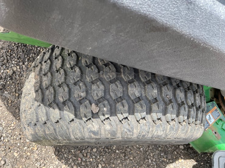 2016-john-deere-z915b-image-8