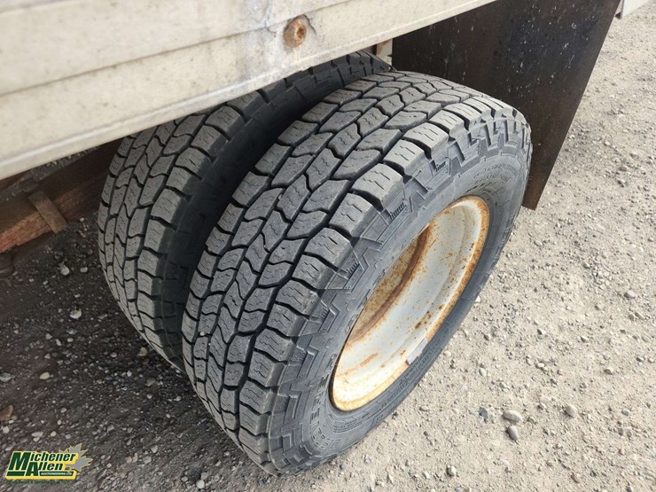 2005-ford-e450-image-25