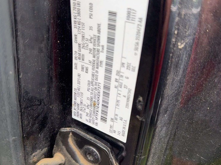 2019-ford-f150-image-11