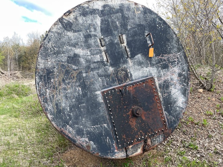#2804-•-metal-fuel-tank-(g)-image-3