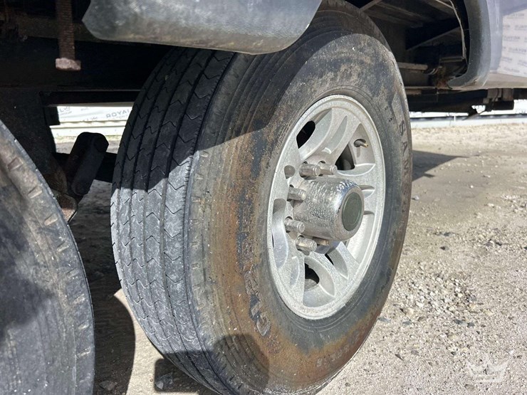 2013-forest-rive-brookstone-310ls-5th-wheel-t/a-travel-trailer-image-52
