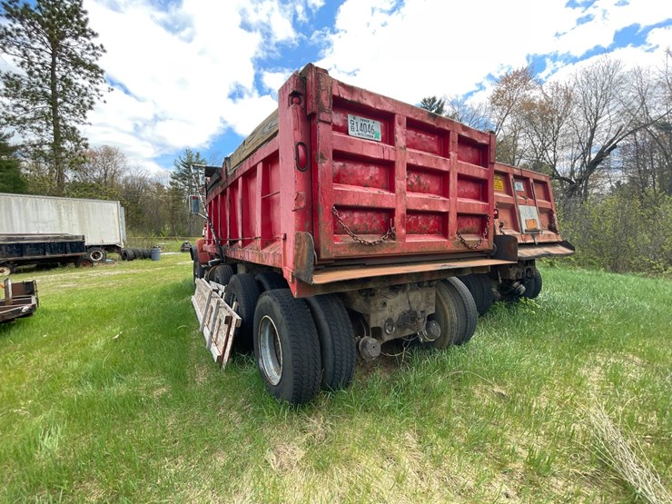 1988-ford-l9000-image-4