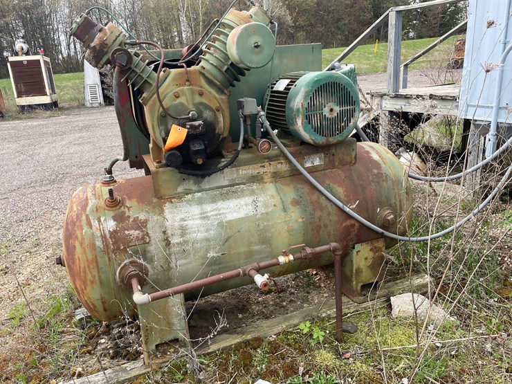 #2822-•-ingersoll-rand-air-compressor-(g)-image-5