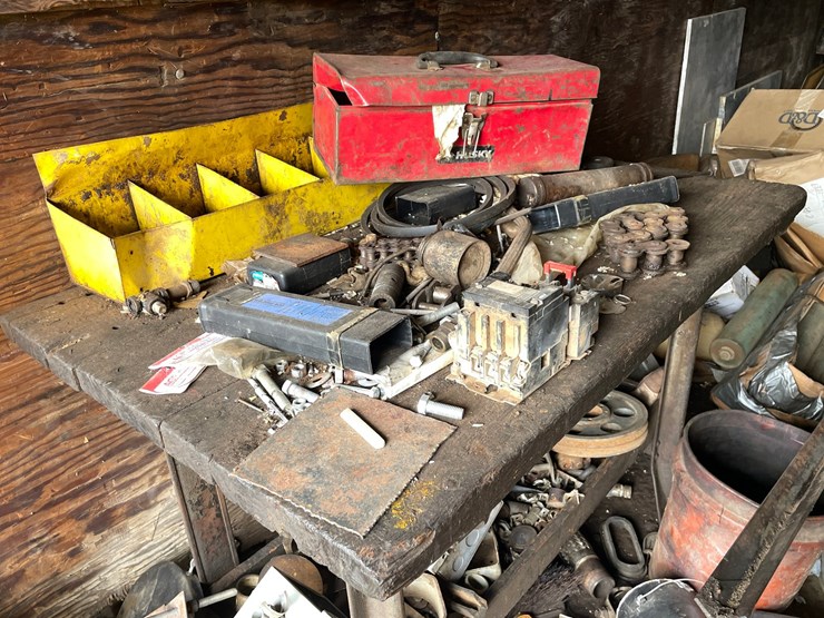 #2814-•-contents-of-trailer-(g)-image-11