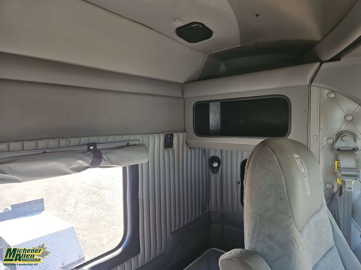 2007-kenworth-t800-image-26