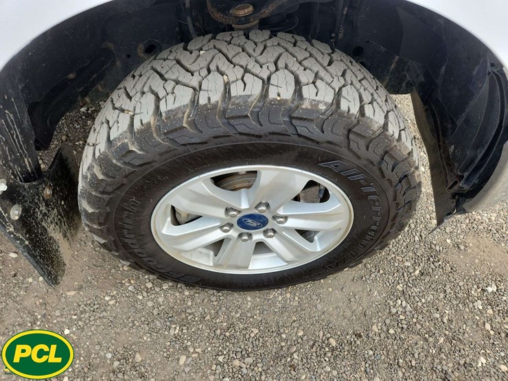 2020-ford-f150-image-12