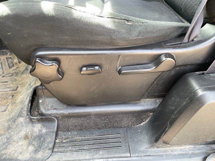 #1311-•-2012-chevrolet-silverado-pickup-truck-(has-title-in-delay)-image-23