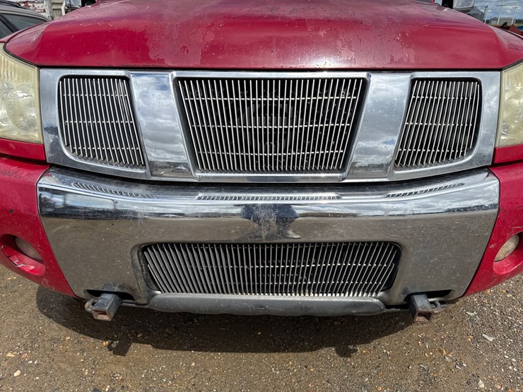 2005-nissan-titan-image-32