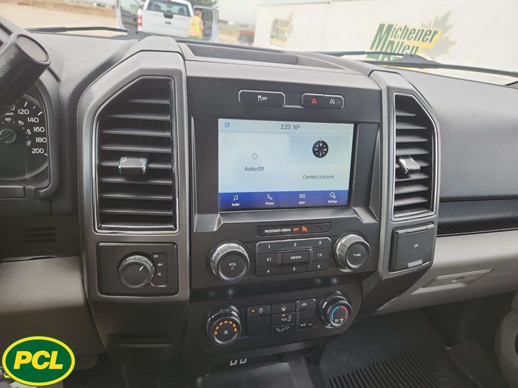 2020-ford-f150-image-21