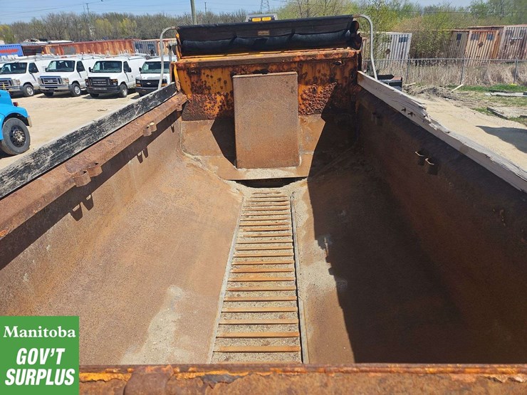 2011-international-workstar-7600-image-14