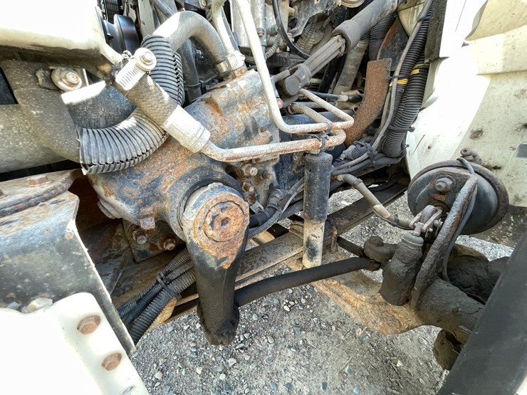 2013-international-durastar-4400-image-24