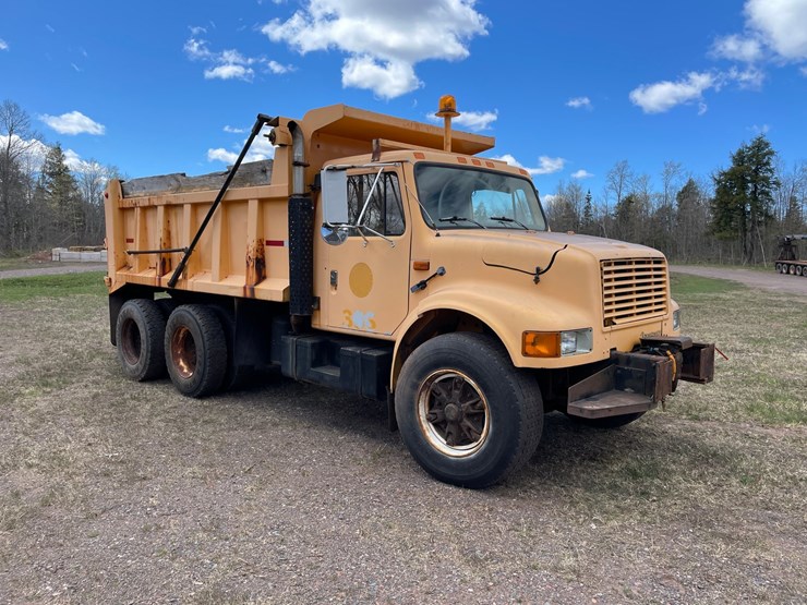 international-4900-image-7