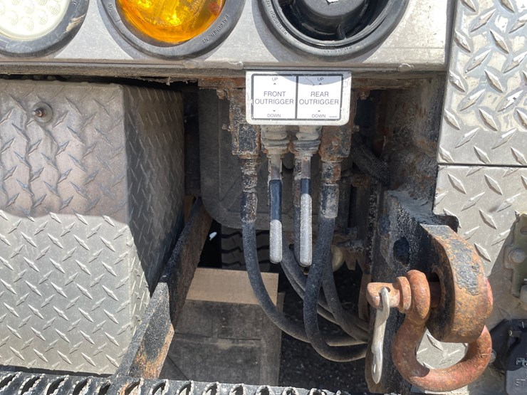 2013-international-durastar-4400-image-48