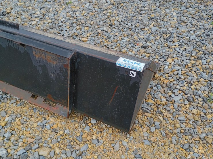 #24752-•-78"-smooth-bucket-skid-steer-attachment-image-10