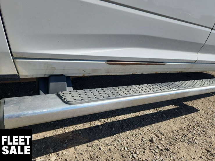 2015-dodge-2500-image-36