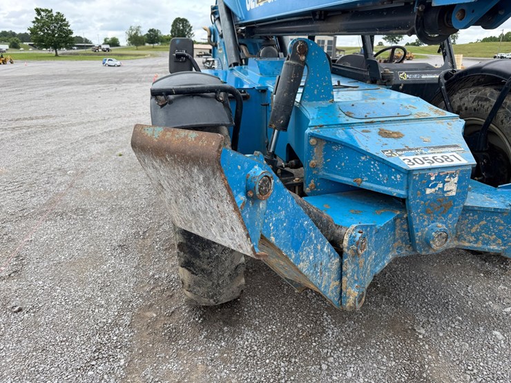 2019-genie-gth1056-image-13