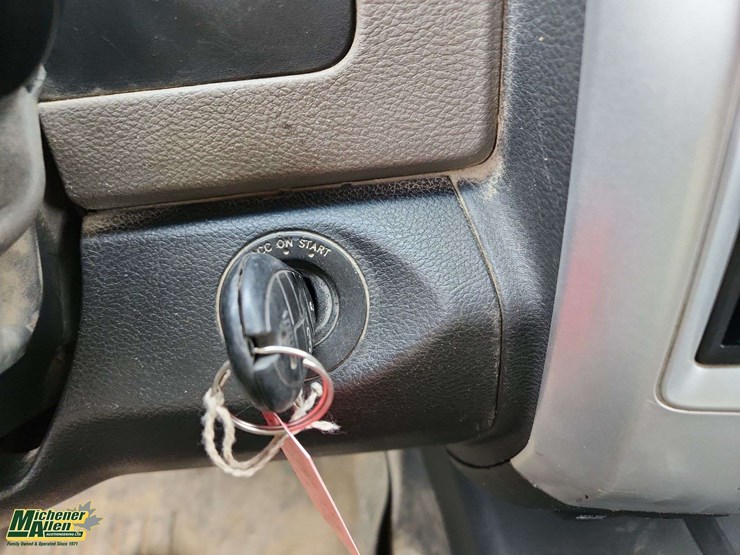 2011-dodge-3500-image-5
