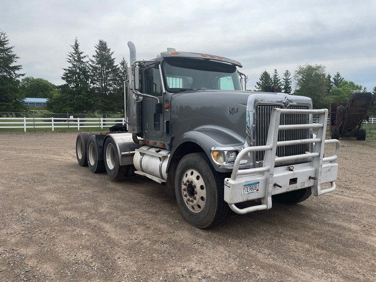 2002-international-9900i-image-7