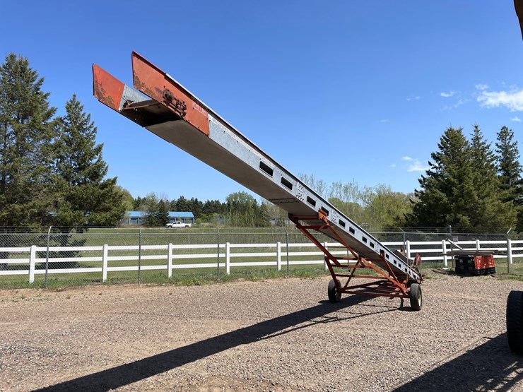 #1102-•-portable-elevator-image-3