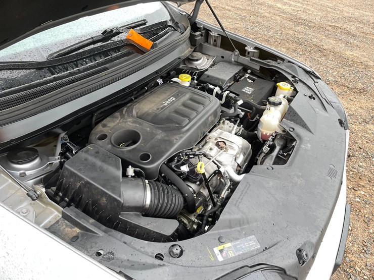 2019-jeep-cherokee-limited-image-17