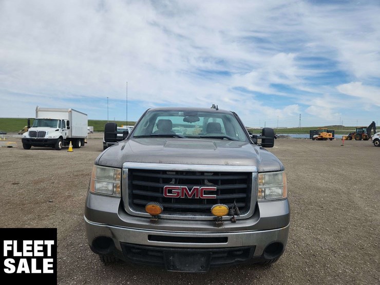 2009-gmc-sierra-2500hd-image-9