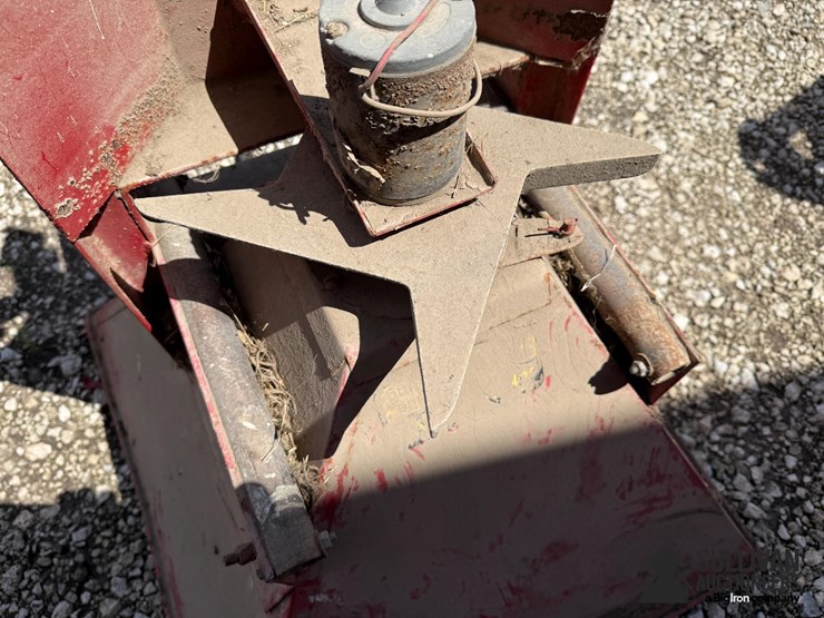 atv-spreader-image-7