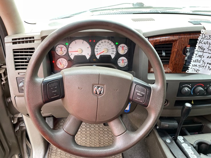 2006-dodge-ram-2500-image-12