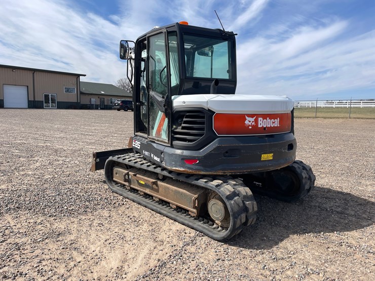 2019-bobcat-e85-image-3