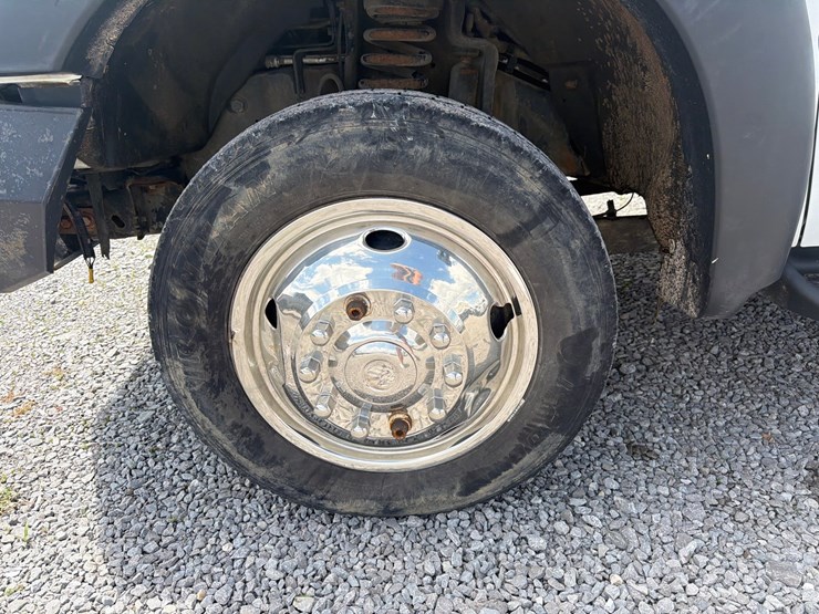 2013-ford-f450-image-9