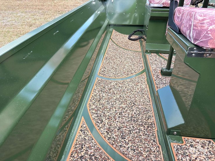 2024-14ft-pairboat-flat-bottom-mud-boat-image-25