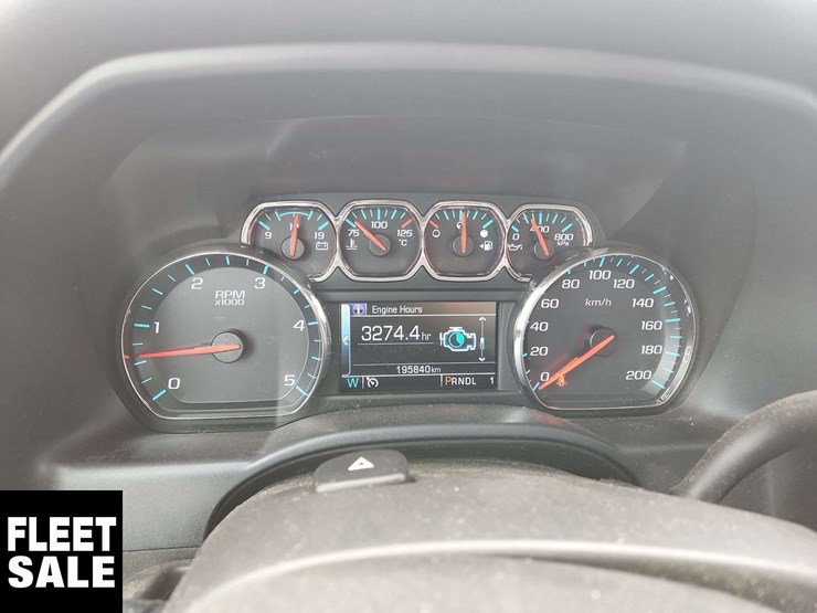 2018-chevrolet-silverado-3500hd-image-16