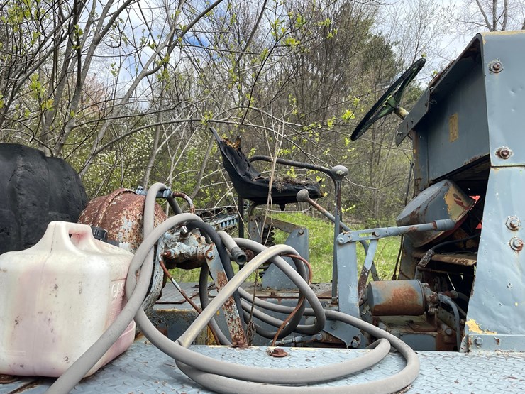 #2808-•-rubber-tire-roller-(g)-image-5