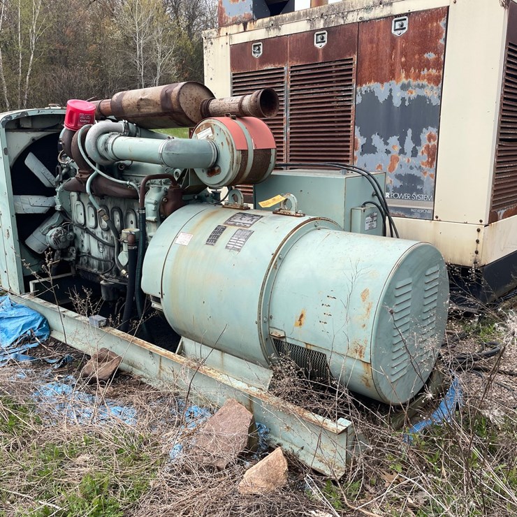 #2820 • Kato 200 KW Generator (G)